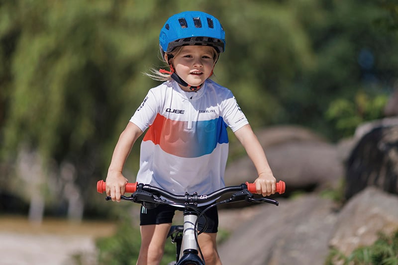 CUBE Kinder Fahrradanhänger Double CMPT (2023) - Multicycle – Dein CUBE  Spezialist