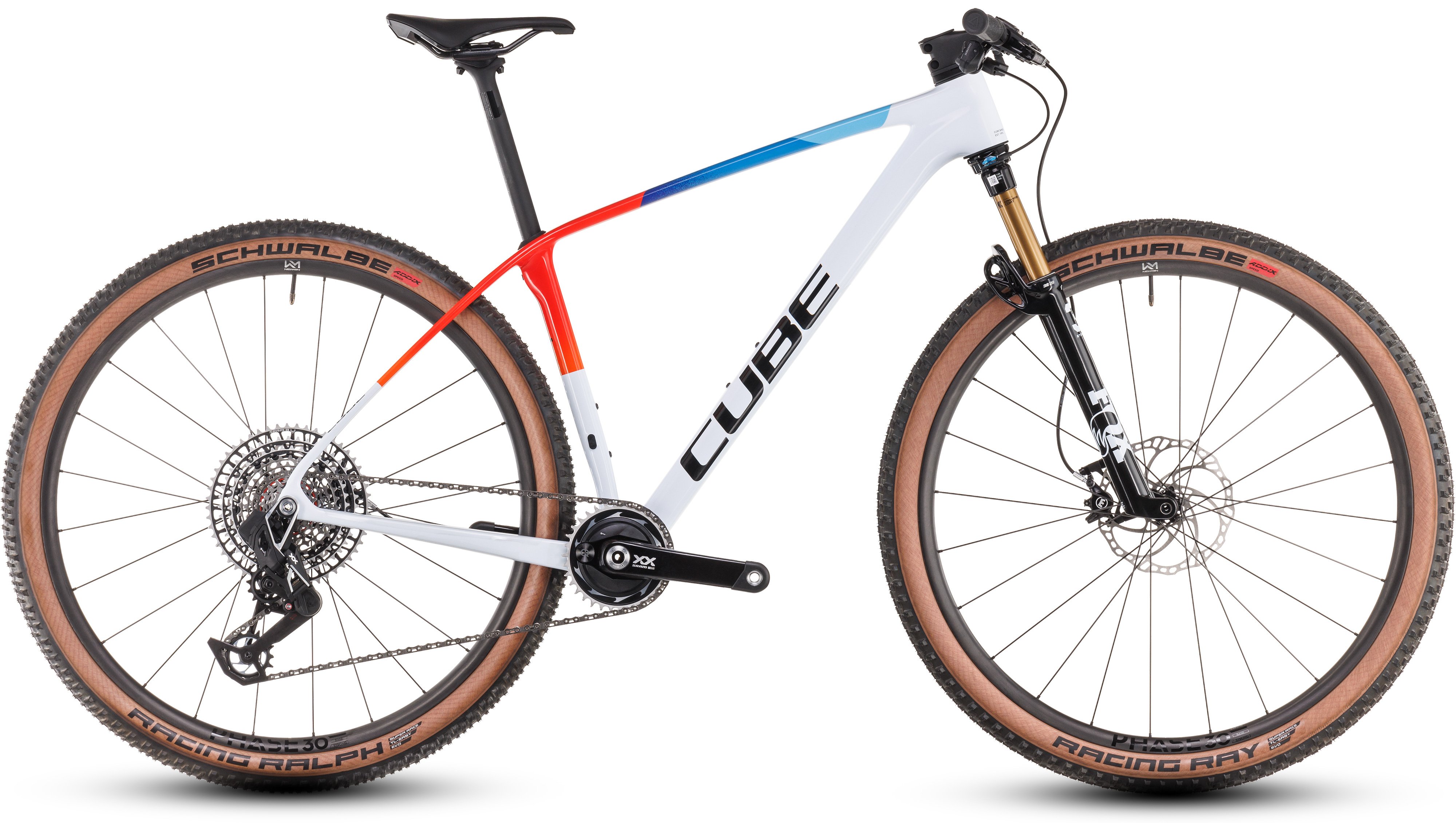 Cube mountain bike range sale