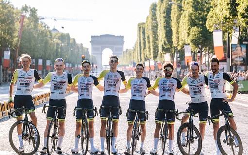 Cube cycling team on sale