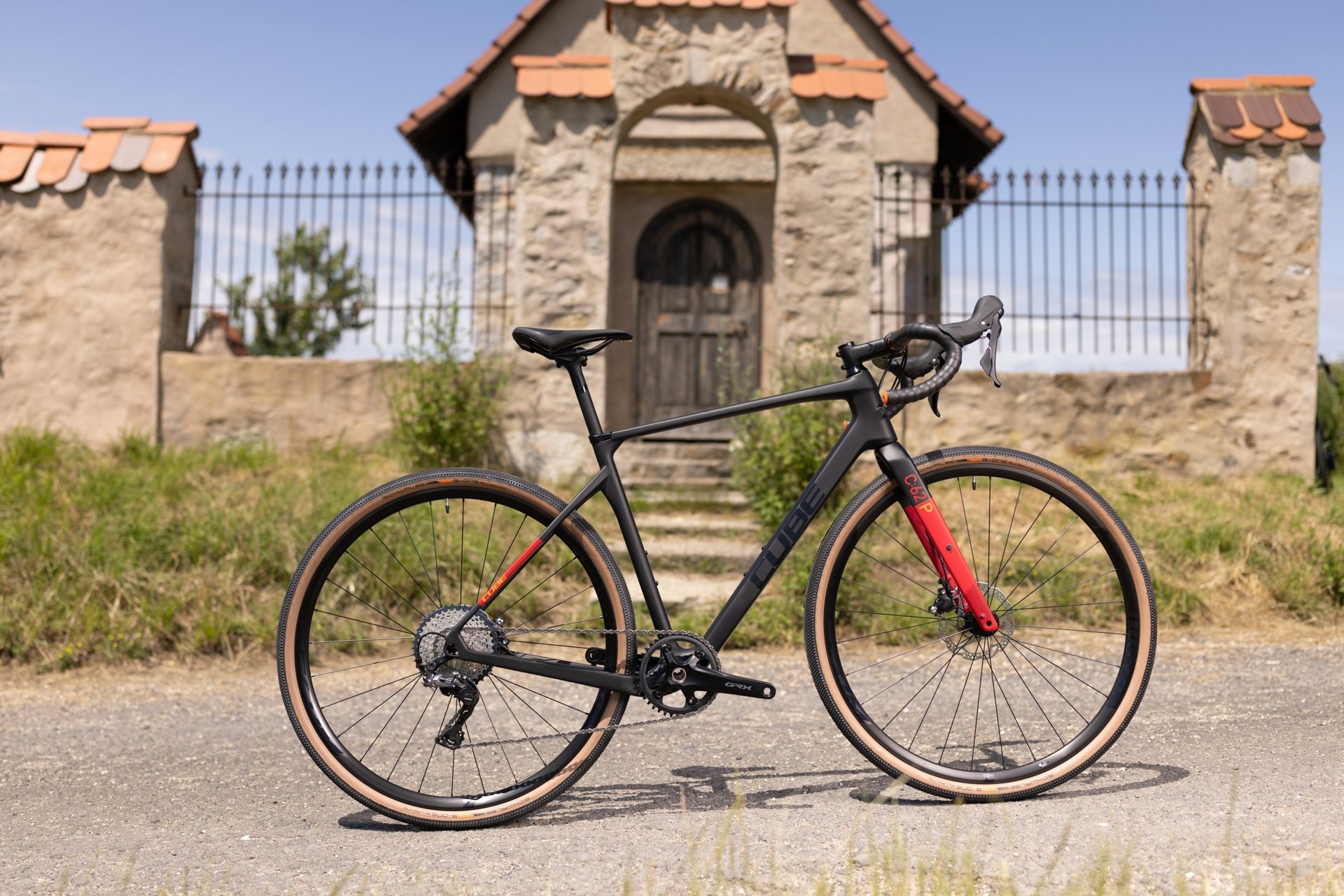 Cube Nuroad C62 Pro carbon´n´red