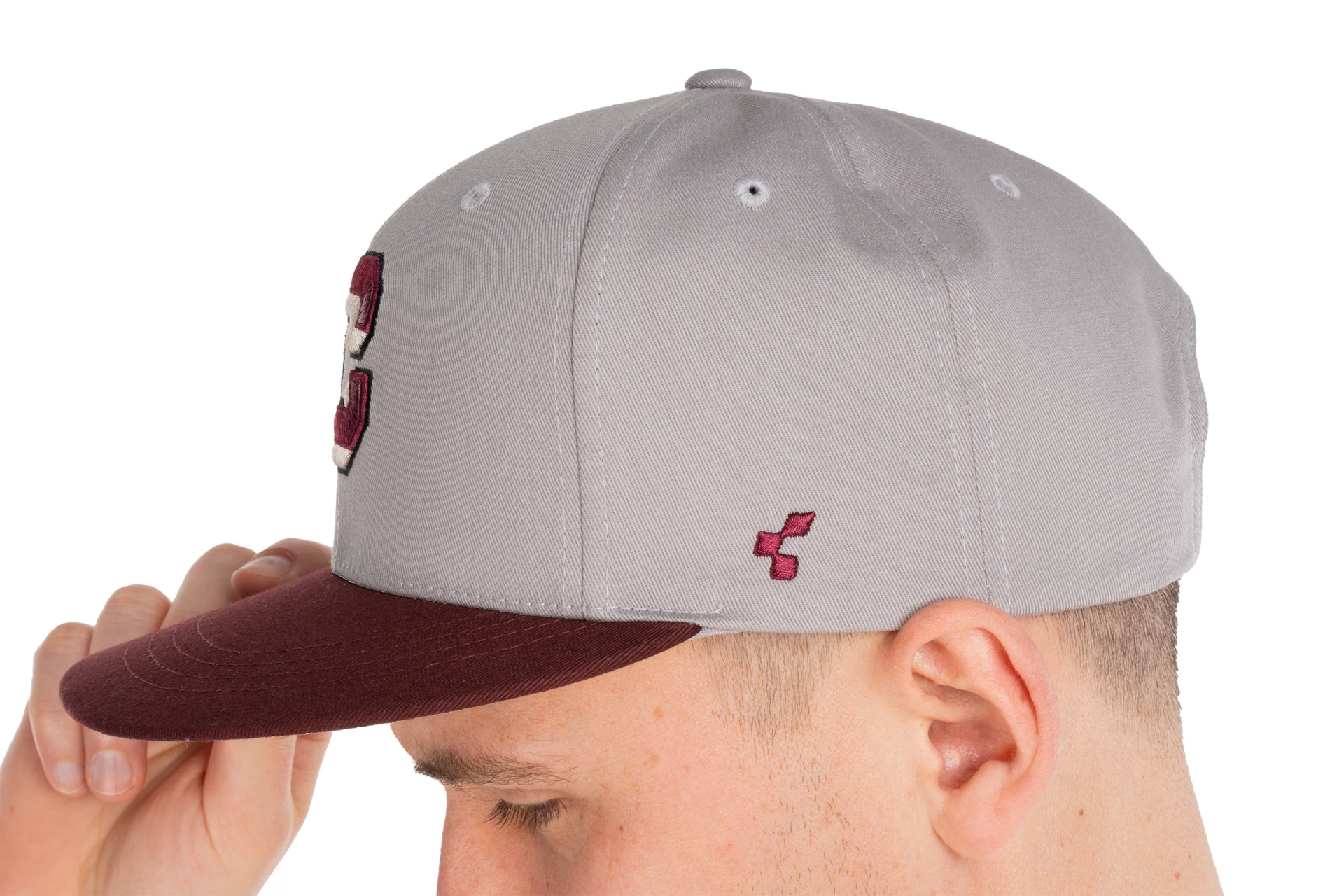 CUBE Cap The Embossed C