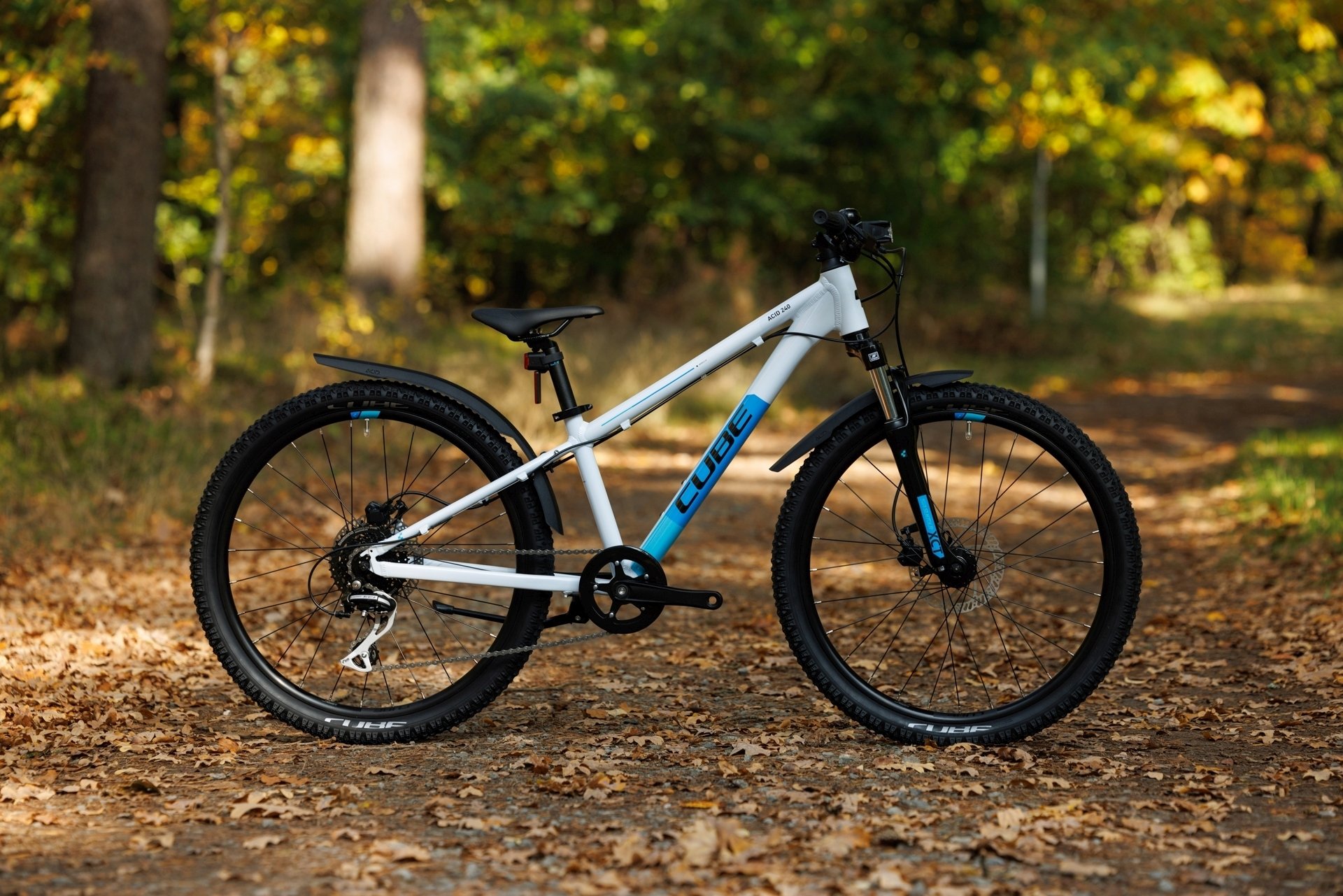 Cube Acid 240 Disc Allroad white´n´blue